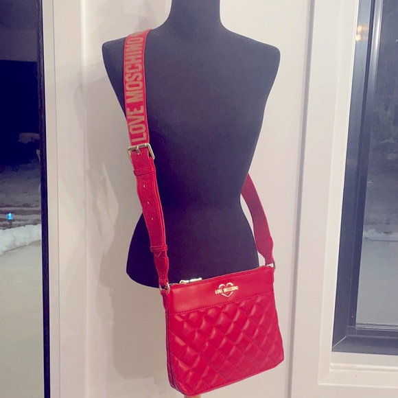 Love Moschino Red Quilted Crossbody - Picture 1 of 8